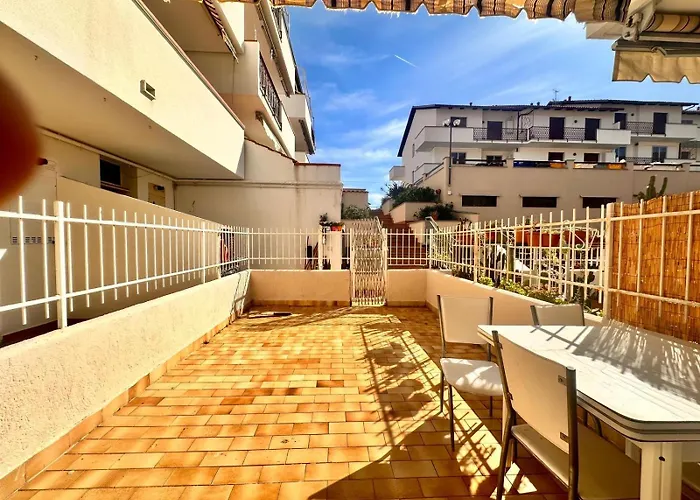 Casa Sofia - Giardino Privato Con Vista Mare,terrazza, Barbecue Appartement Ceriale